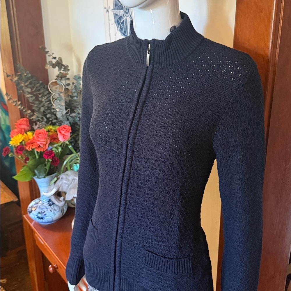 NWT northern reflections size small blue Zip-Up Sweater